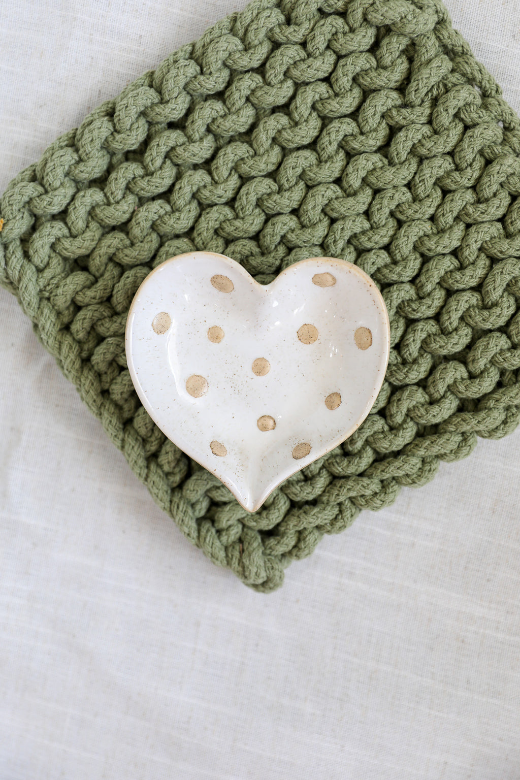HEART DISH W/ DOTS