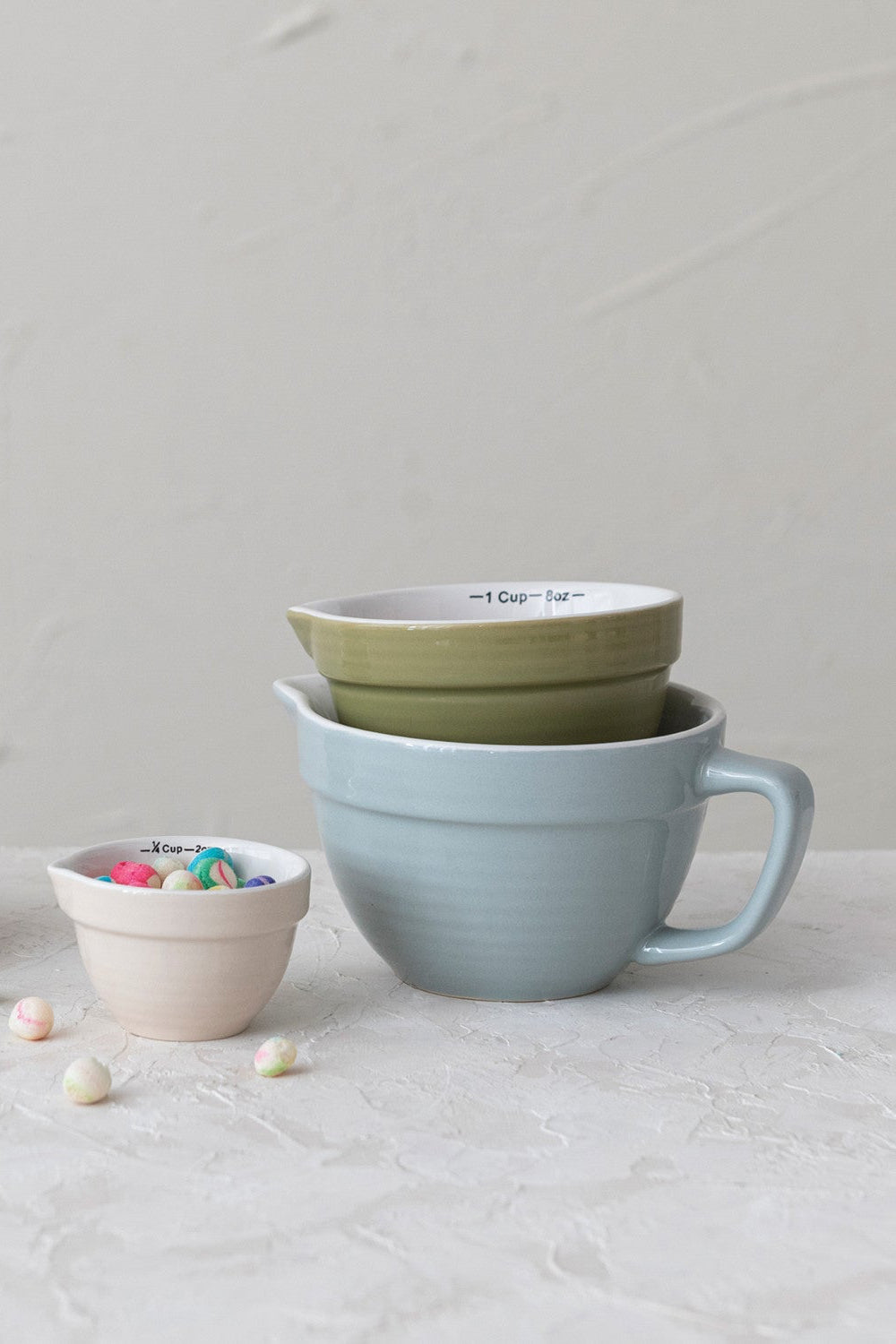 BATTER BOWL MEASURING CUPS