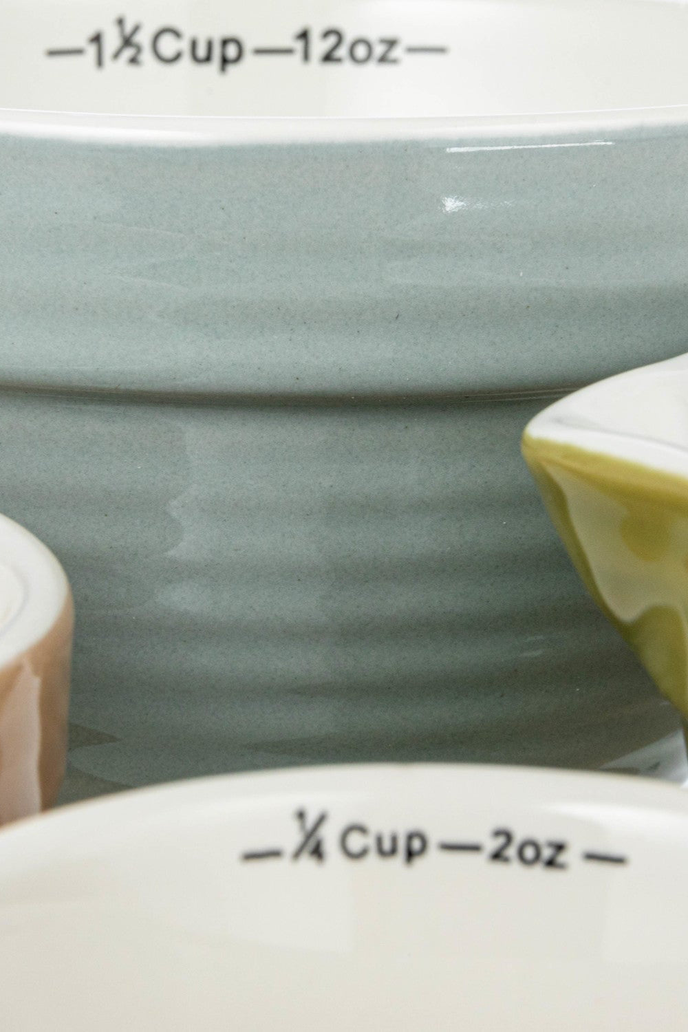 BATTER BOWL MEASURING CUPS