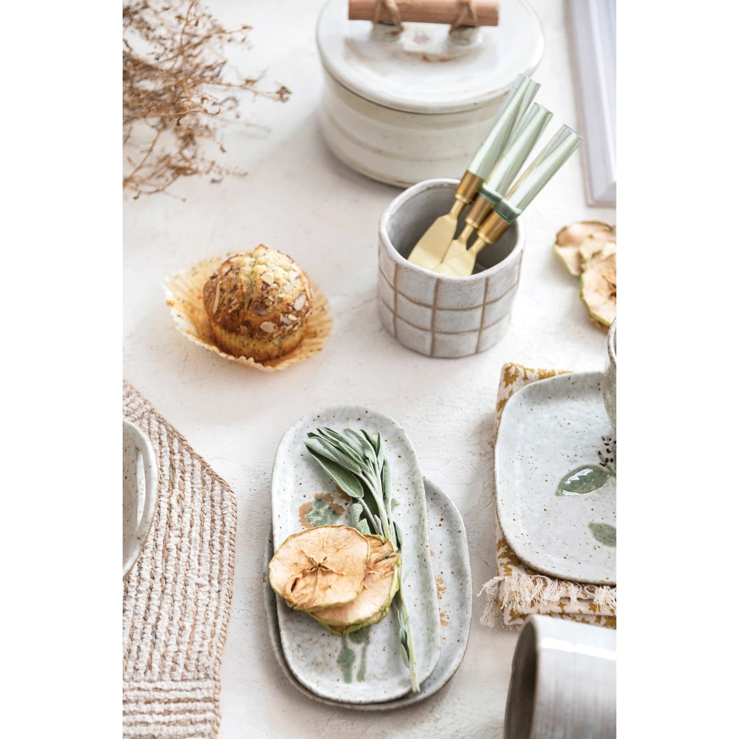 HAND-PAINTED STONEWARE PLATES