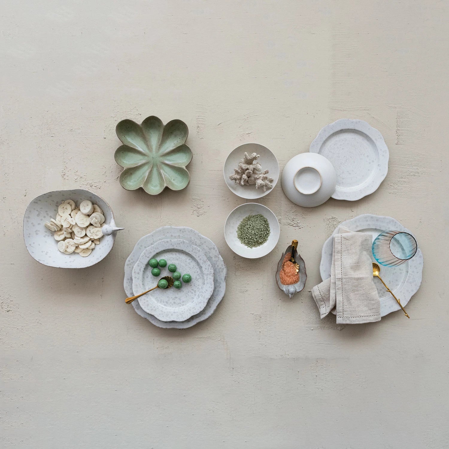 STONEWARE BIRD DISH