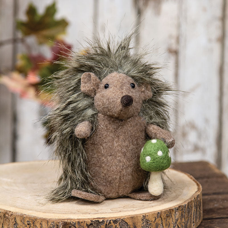 HEDGEHOG WITH MUSHROOM
